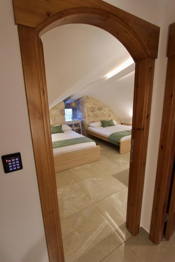 St. John Apartment القدس المظهر الخارجي الصورة